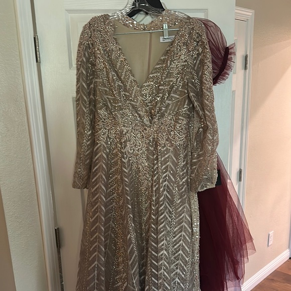 Mac Duggal Cream Sequin Embellished Long Sleeve Gown - Picture 1 of 7